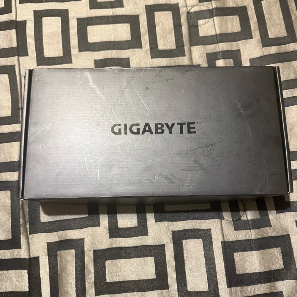 GIGABYTE Radeon RX 7600 XT